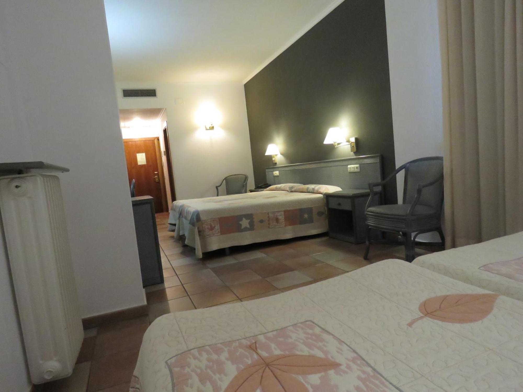 Hotel Santa Anna L'Estartit Quarto foto